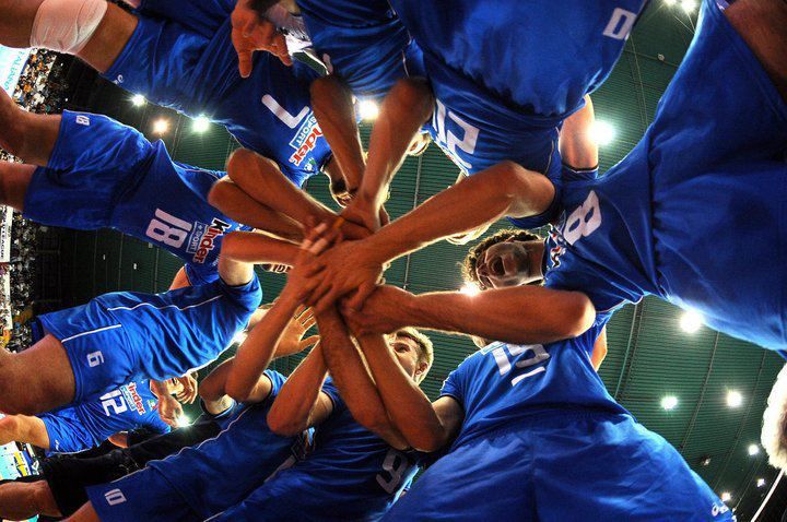 Team huddle court